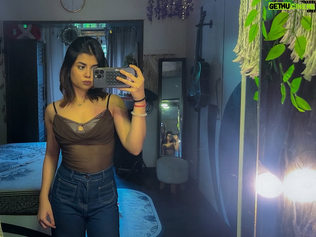 Vidhi Kothari - 1.3K Likes - no, don’t copy my flowwww