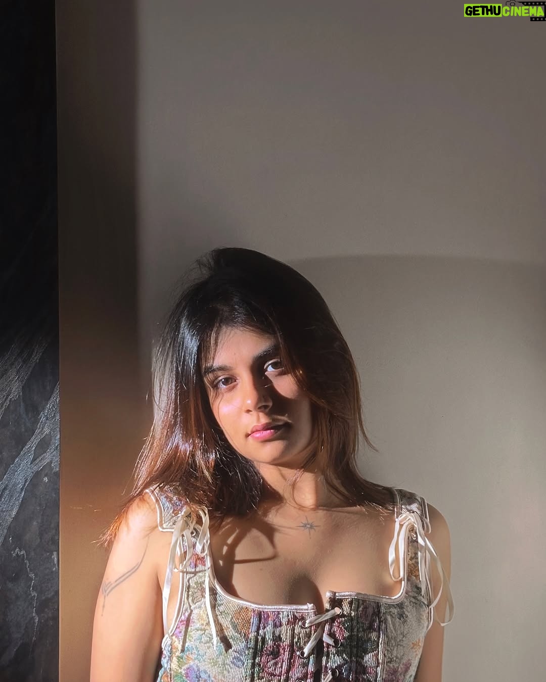 Vidhi Kothari - 1.7K Likes - laced with fire 💋