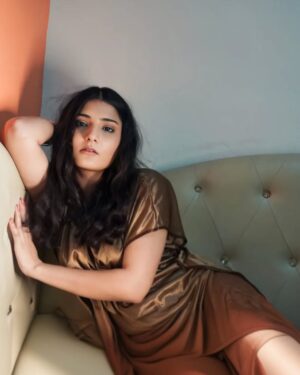 Vidushi Malpani Instagram - A little bit of sparkle, a whole lot of sass. ✨😉
Ignore the hashtags just as you ignored my previous family friendly shoots.
#newlook #trending #shoot #fun #classy #newme #insta #lovely #sexy #oldsong #oldisgold #foryou #foryoupage
📷- @vidushicreations