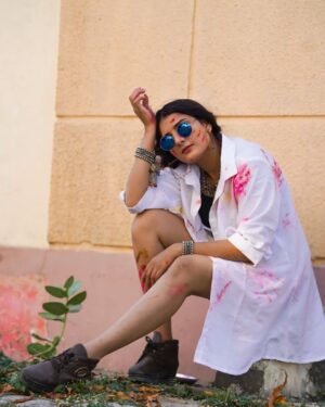 Vidushi Malpani Instagram - Lost in a swirl of colors, laughter, and endless memories. ✨🌸 #HoliHues #FestivalOfColors