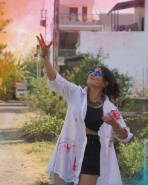 Vidushi Malpani Instagram - Lost in a swirl of colors, laughter, and endless memories. ✨🌸 #HoliHues #FestivalOfColors