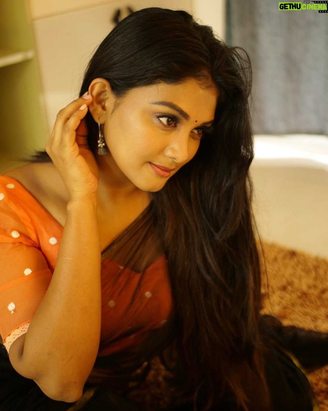 Vindhuja Vikraman - 10.3K Likes - Pure Bliss ✡️ 

#black #blacksaree #sareelove #bliss #vv #vindhujavikraman