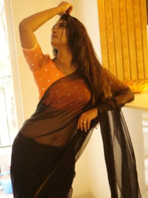 Vindhuja Vikraman Instagram - Best is Black 🖤

#black #fav #vv #vindhujavikraman