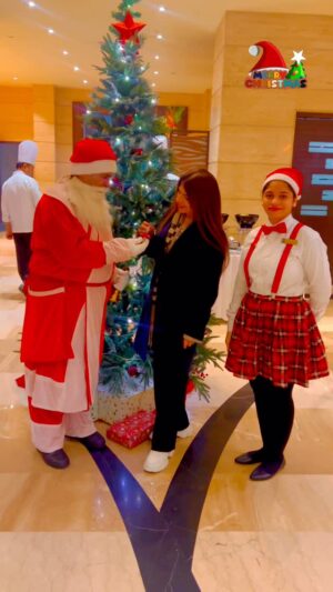 Vinita Bhatia Instagram - Merry Christmas 💕🎉
Location @suryahoteldelhi
#christmas #celebration #festival #festive #winter #model#actor#beauty#beautiful #delhi#dubai#nagpur#explore#followme #viral#trending
