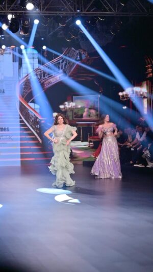 Vinita Bhatia Instagram - It was absolute pleasure capturing most beautiful Mrs India International 22-23 /
Mrs India International Beauty of World 22-23 Vinita Bhatia at the Bombay times fashion week at st regis mumbai.. #Fashion
#Fashion show
#Model
#Modelling
#Beauty
#Beautiful
#Fashionmodel
#Mrs India
#Photos
#Photo
#Photoftheday
#Photography
#Photographer
#bombaytimesfashionweek2023 fashion week
#Dubai
#Shoot
#Love
#Ha
#Blessed
#Fashionmodel @vinita2111