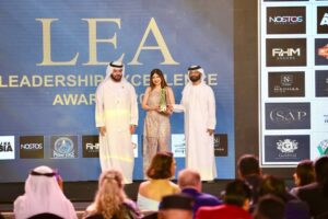 Vinita Bhatia Instagram - Extremely honoured and privileged to receive this international award @official_globalcinemaaward and Leadership excellence award 2025 by @aajkaasia at a very glittering function at @hyattregencydubaicreek Dubai.
It was a pride to receive award at the hands of @Dr.kabirkv & khaled Nawab dad khodaalbalooshi
Celebrity guest was Bollywood star Esha gupta
Other prominent guests were @rj.mahvash @jumana
Extremely thankful to @aajkaasia and @aankursihag for the kind invitation
Dress designer @prachi_bhogawar_official
#actor#model#award #international #happy #blessed#beautiful #fashion#talent #dubai#photooftheday #love#explore#instagram #instagood