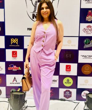 Vinita Bhatia Instagram - At the launch party of @nagpurcricketwar ..
Event organised by @stellarstrategies4
Lovely Dress by @cocktailfashion.in
#model#actor#mrsindia #beautiful#fashion#love#explore#nagpur#cricket#viral#trending#instagood #instagram #follow
