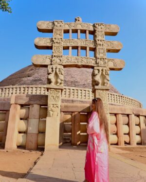 Vinita Bhatia Instagram - It was such a surreal feeling.. at the same time brought goose bumps at this Sanchi Stupa ,the oldest building in India. standing tall since the Indus Valley civilization in the country.
The Great Stupa was built by Ashoka in the third century BC.
The great Stupa was destroyed by the king of the Shunga Dynasty, , in the 2nd Century BC, but later his son Agnimitra reconstructed it.
It’s been 200 years that this stupa has been rediscovered so 200 Rupees note has picture of this world heritage
So this shoot is truly special and memorable 🩷
#actor#model#world #heritage #india #monument #proud #happy#blessed#beauty #beautiful#explore#instagram #instagood #dubai#mumbai#nagpur#stupa