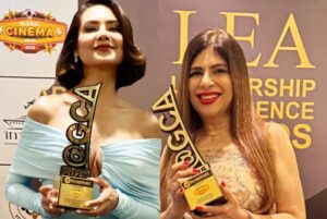 Vinita Bhatia Instagram - Extremely honoured and privileged to receive this international award @official_globalcinemaaward and Leadership excellence award 2025 by @aajkaasia at a very glittering function at @hyattregencydubaicreek Dubai.
It was a pride to receive award at the hands of @Dr.kabirkv & khaled Nawab dad khodaalbalooshi
Celebrity guest was Bollywood star Esha gupta
Other prominent guests were @rj.mahvash @jumana
Extremely thankful to @aajkaasia and @aankursihag for the kind invitation
Dress designer @prachi_bhogawar_official
#actor#model#award #international #happy #blessed#beautiful #fashion#talent #dubai#photooftheday #love#explore#instagram #instagood