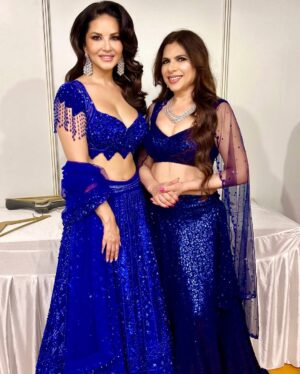 Vinita Bhatia Instagram - Slaying the ramp at most prestigious
“Times fashion weeks Jaipur Times “with show stopper @sunnyleone ..
She was so humble and polite
We both were on blue Lehenga the most glamorous outfit by exemplary designer @archanakochharofficial
It was an evening to be remembered, all glamour , top notch designers , Bollywood celebrities were walking the ramp..
The talented choreography by @lokeshsharmaofficial
Makeup @lakmeacademyjaipur.cscheme
Location @jaipurmarriott
@timesfashionweek
Backstage management @timtimatitimmy
Special thanks to @brunojeyson @simrankochhar121 @nancyray382 for kind cooperation.
#model #actor #runway #fashion #fashionshow #fashionista #mrsindia #beauty #beautiful #jaipur#timesfashionweek #jaipurtimes #love#passion#happy#explore #instagood#instadaily
@highlight