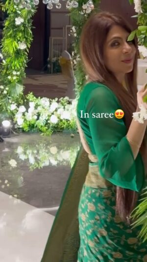 Vinita Bhatia Instagram - Namak ishq ka🩷….
#actor#model#photography #photooftheday #love #saree #artist#art #instagram #instalike #instagood#reels #reelsoriginals#follow #mumbai#dubai#nagpur#explore #explorepage #viral#trending#dubai#mumbai#nagpur