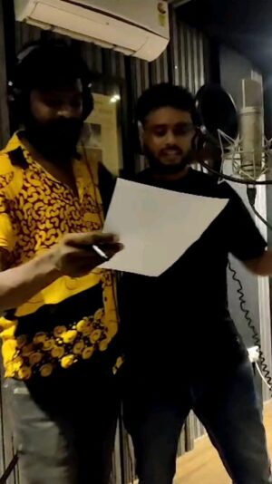 Vinoth Gana Instagram - Grillu chicken song #thaladhoni #cricket #lgm #movie #ganavinothuofficial #gana #trending #viral #instagram #instalike #instareels #reels #video #pic #photo #videos #love #reelsInstagram #ganalovesongs #ganasong #shorts #short #instadaily #instagood ♥️♥️♥️