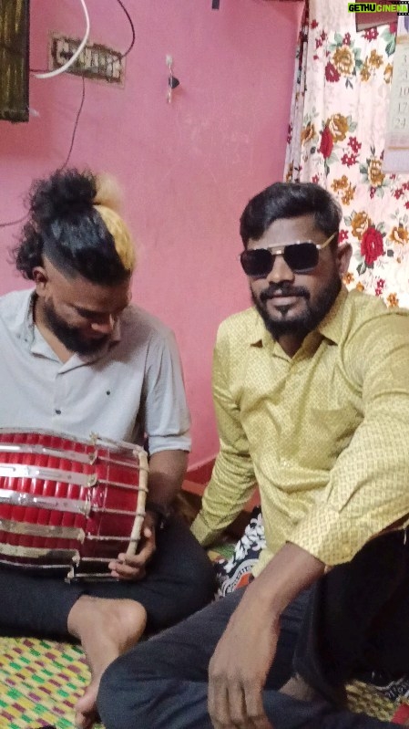 Vinoth Gana - 9.5K Likes - நோன்டாத செல்ல நோன்டாத #ganavinothuofficial #gana #trending #viral #instagram #instalike #instareels #reels #video #pic #photo #videos #love #reelsInstagram #ganalovesongs #ganasong #shorts #short #instagood #instadaily 🤣🤣🤣♥️♥️♥️