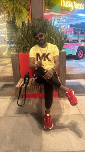 Vinoth Gana Instagram - 😎....😉#ganavinothuofficial #gana #trending #viral #instagram #instalike #instareels #reels #video #pic #photo #videos #love #reelsInstagram #ganalovesongs #ganasong #shorts #short#instadaily #instagood #update #daily #dailylook