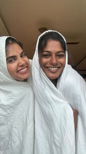 Vinusha Devi Instagram - Tag that friend!!🥰😂

#shathiga #vinushadevi #comedyreel #friends #thumukthumuk