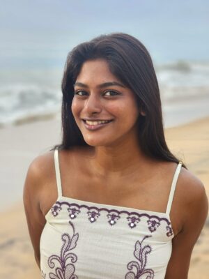 Vinusha Devi Instagram - Sun ☀️ Beach 🌊 Me 🧜‍♀️