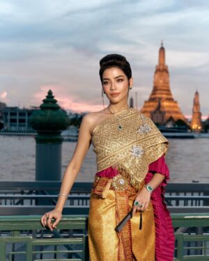 Virahya Pattarachokchai Instagram - โปรดมาเที่ยวที่เมืองของฉัน 🇹🇭 Welcome to Siam