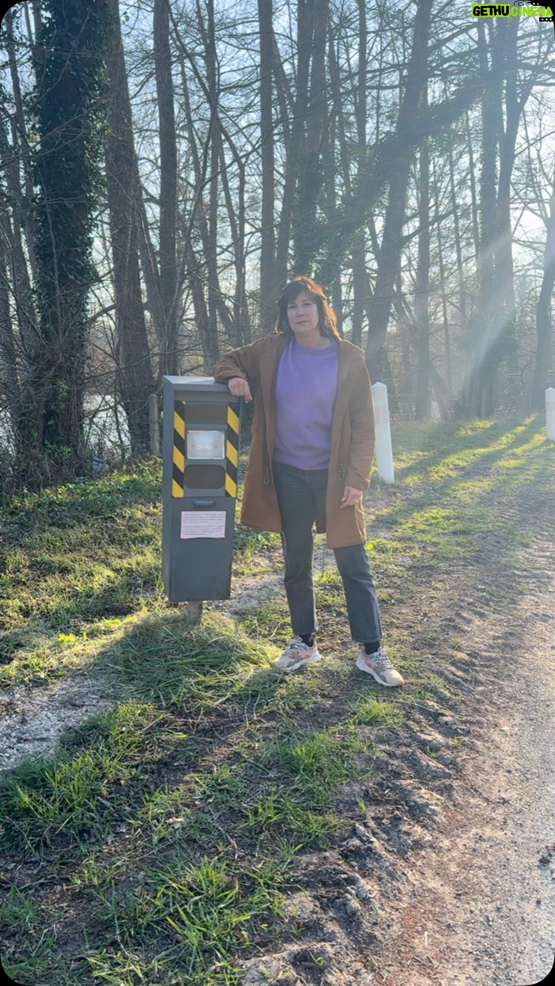 Virginie Hocq - 2.6K Likes - Les «TUT’HOCQ » Aujourd’hui comment s’enrichir ? #laugh #moovie #intelligente