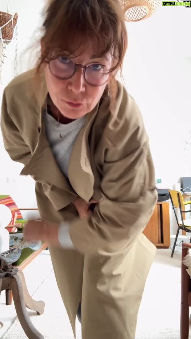 Virginie Hocq - 5.3K Likes - Toujours pour toi… on décompte les jours… il pleut #friend #love #crasy