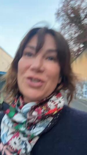 Virginie Hocq Instagram - La pièce « l’amour chez les autres » c’était le 25 avril sur @france3 …. Merci pour vos retours siiiiii positifs !
Il y a sûrement un replay 🥰😘