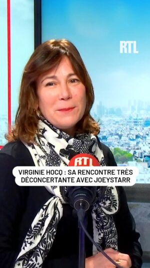 Virginie Hocq Instagram - Virginie Hocq : sa rencontre très déconcertante avec JoeyStarr
@hocqvirginie était l’invitée d’Eric Dussart et Jade dans "On Refait La Télé" sur #RTL 📻 Intégralité de l’émission sur rtl.fr et l’application #RTL
•
•
#radio #onair #live #replay #virginiehocq #television #cinema #humour #joeystarr #rencontre