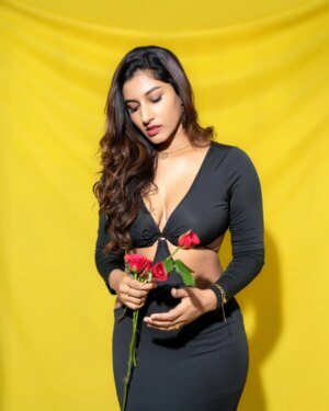 Vishnupriyaa bhimeneni Instagram - π€ππ€ππ€ππ€ππ€ππ€ππ€ππ€ππ€π
Styling : @vinnu_baby9
#Vishnupriyaabhimineni #6 #mondaymood #trending #BB8 #Vishnupriyaa #grateful #love