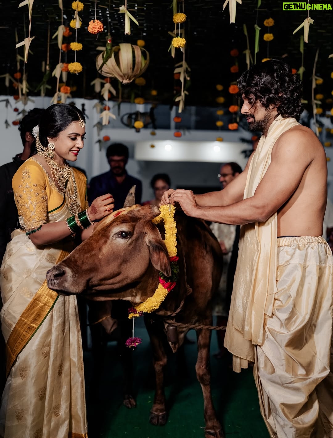 Vithika Sheru - 458.1K Likes - మనసు నిండా ఆనందంతో, నా కలల ఇంటి గృహప్రవేశం❤️
.
.
.
Photography- @teamartviewworks 
Decor - @taraevents_ 
Jewellery - @umgnaveengold 
Outfits designed by - @srikrishnasilk 
M&H - @satishmakeupartist
Frames Designed by - @sri_gayatri_pooja_stores