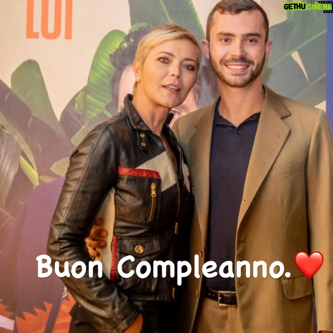 Vittoria Belvedere - 896 Likes - 
