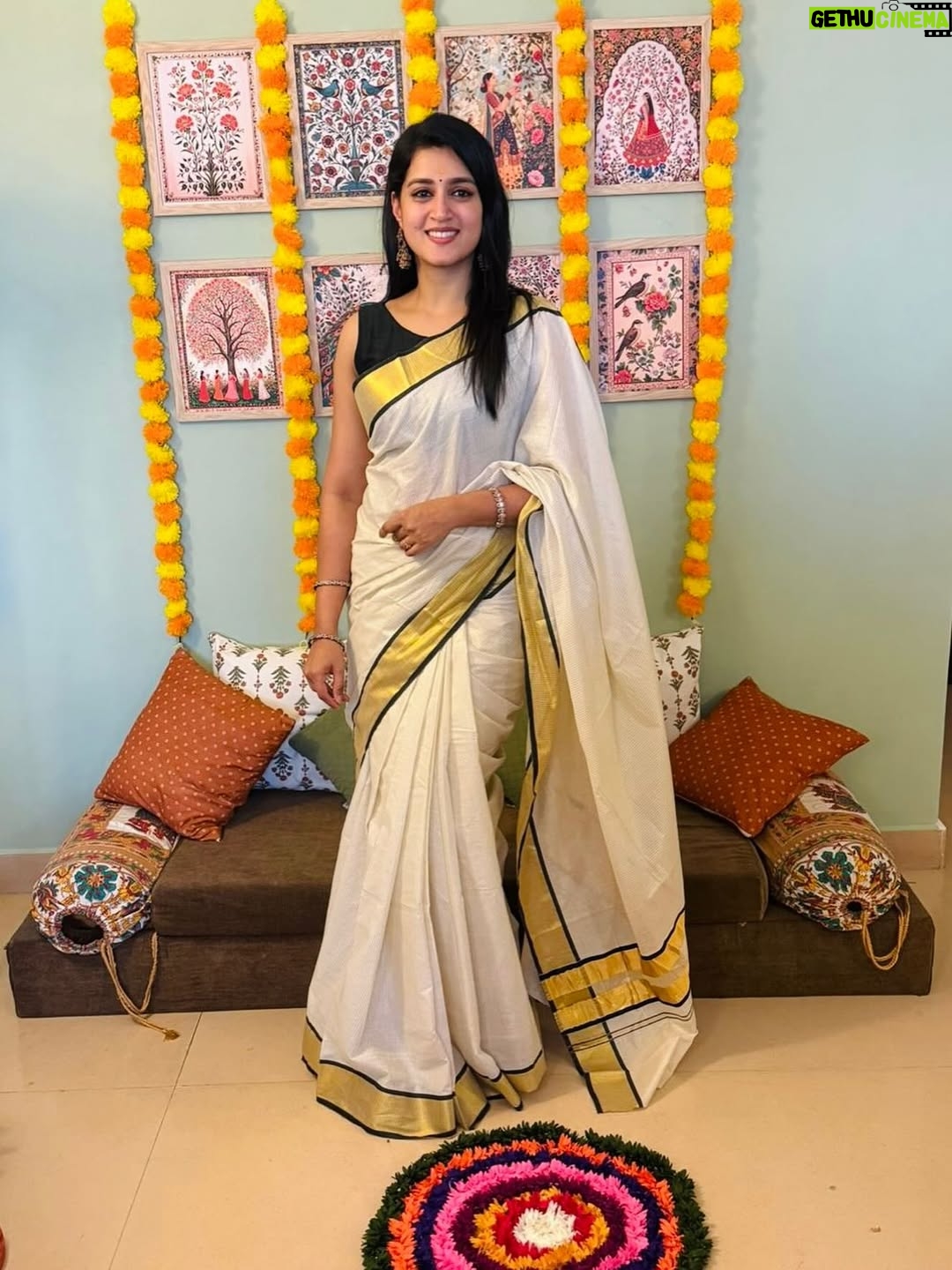 Viviya Santh - 3.5K Likes - Happy Onam everyone 🥰🥰🥰
