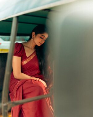 Viyana Instagram - ⚡️✨
Shot by : @its_surean
Blouse : @dharaniofficialpage