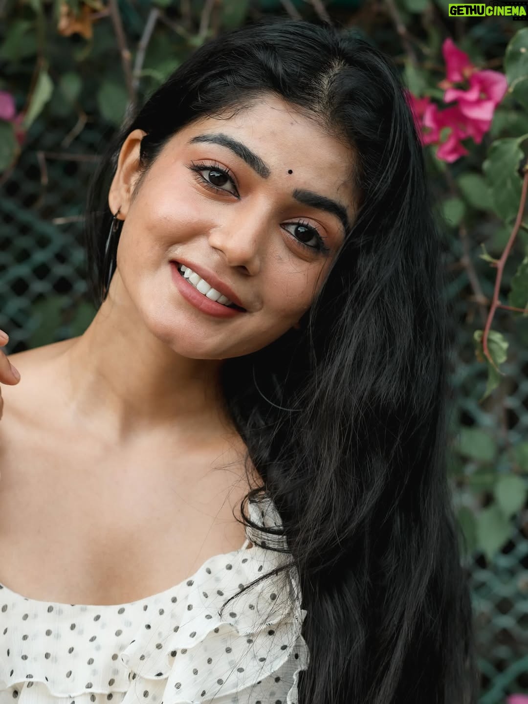 Viyana - 3 Likes - ♥️

Shot by : @you_and_i_studios
