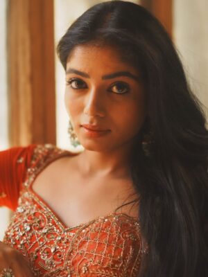 Viyana Instagram - Shot by : @its_surean
Attire : @signature_by_bharathi
Make up : @muthugokila_artistry