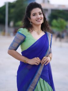Actress Vyishali Kemkar HD Photos and Wallpapers September 2025