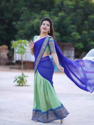 Vyishali Kemkar Instagram - Grace in every twirl ✨💙💚 Pavadai dhavani diaries
MUA: @jay_makeup_artist_
Jewellery: @sr_wedding_jewel
Outfit: @chettinad_sarees
📸: @sathish_photography49
#Kemy #ZeeTamil #Singlepasanga