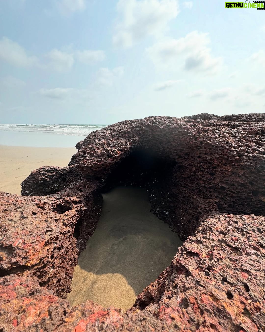 Waluscha De Sousa - 16K Likes - More days like these please 🧡💛🌞💛🧡

#goa #beach #sea #sand #salt #sun #happyvibes #life #love #foryou #explorepage #trending