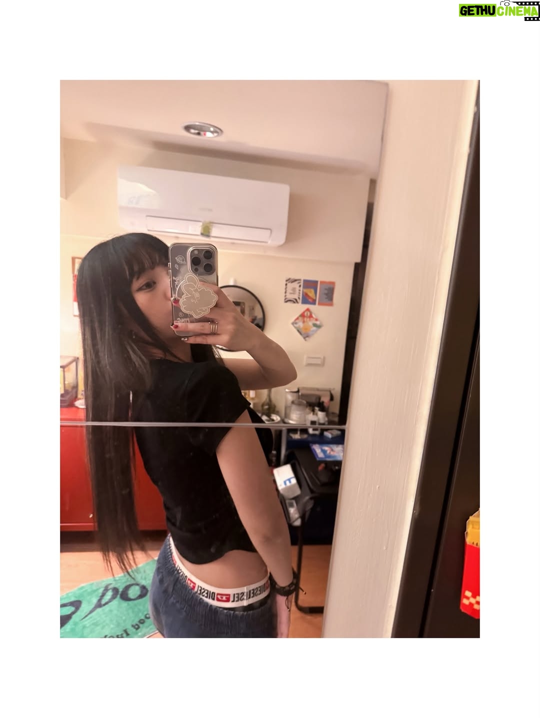 Wenny Lin - 6.3K Likes - 嗨大家！我剪毛了～～

真的當了好久的長髮女，決定換個造型，最近起床都會被自己帥醒。 

✂️： @h.harley_1107 😍