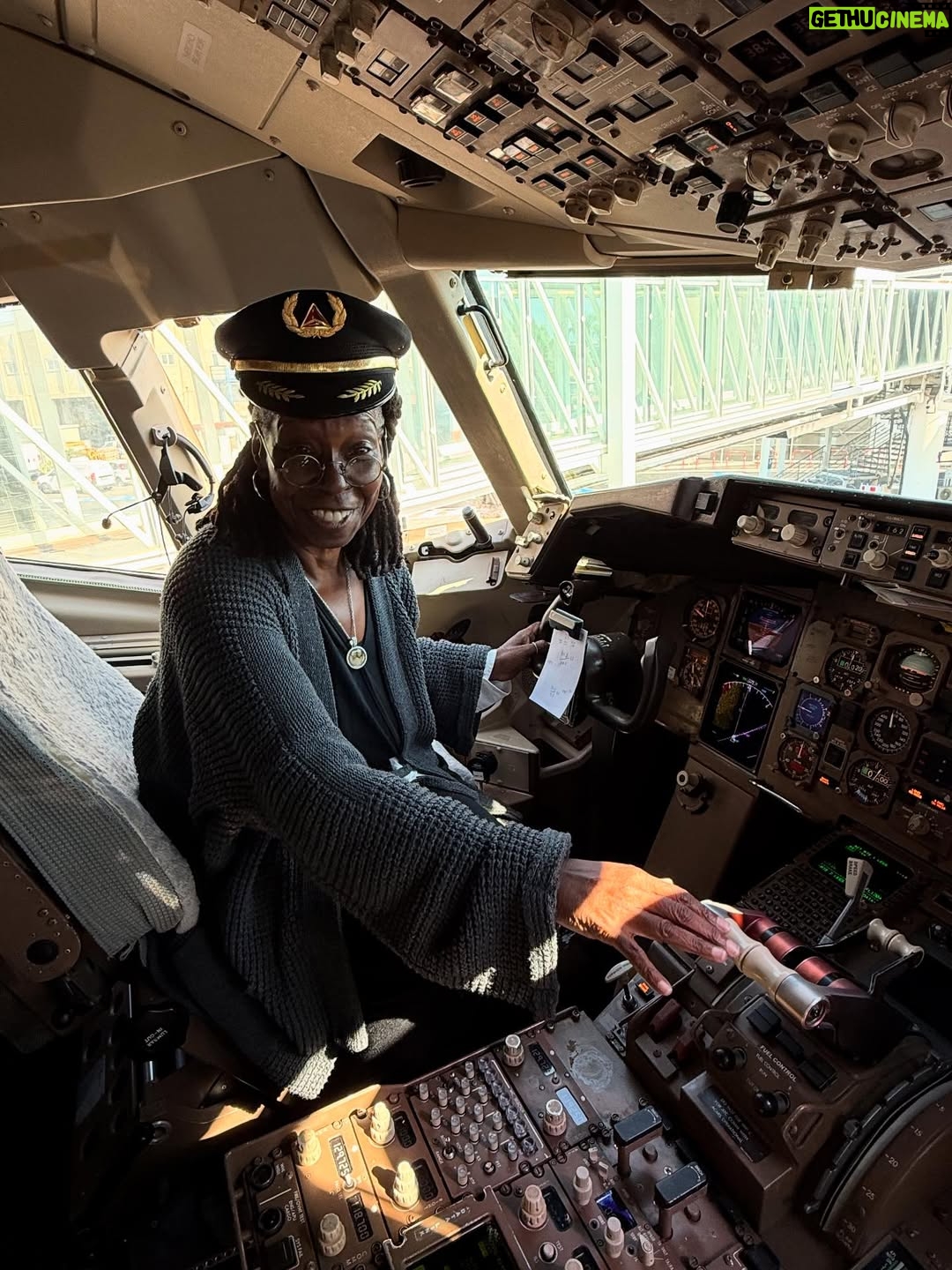Whoopi Goldberg - 72.2K Likes - Captain Whoopi?
What a great crew!
You can now go direct JFK to Sicily!!!

Thank you @delta