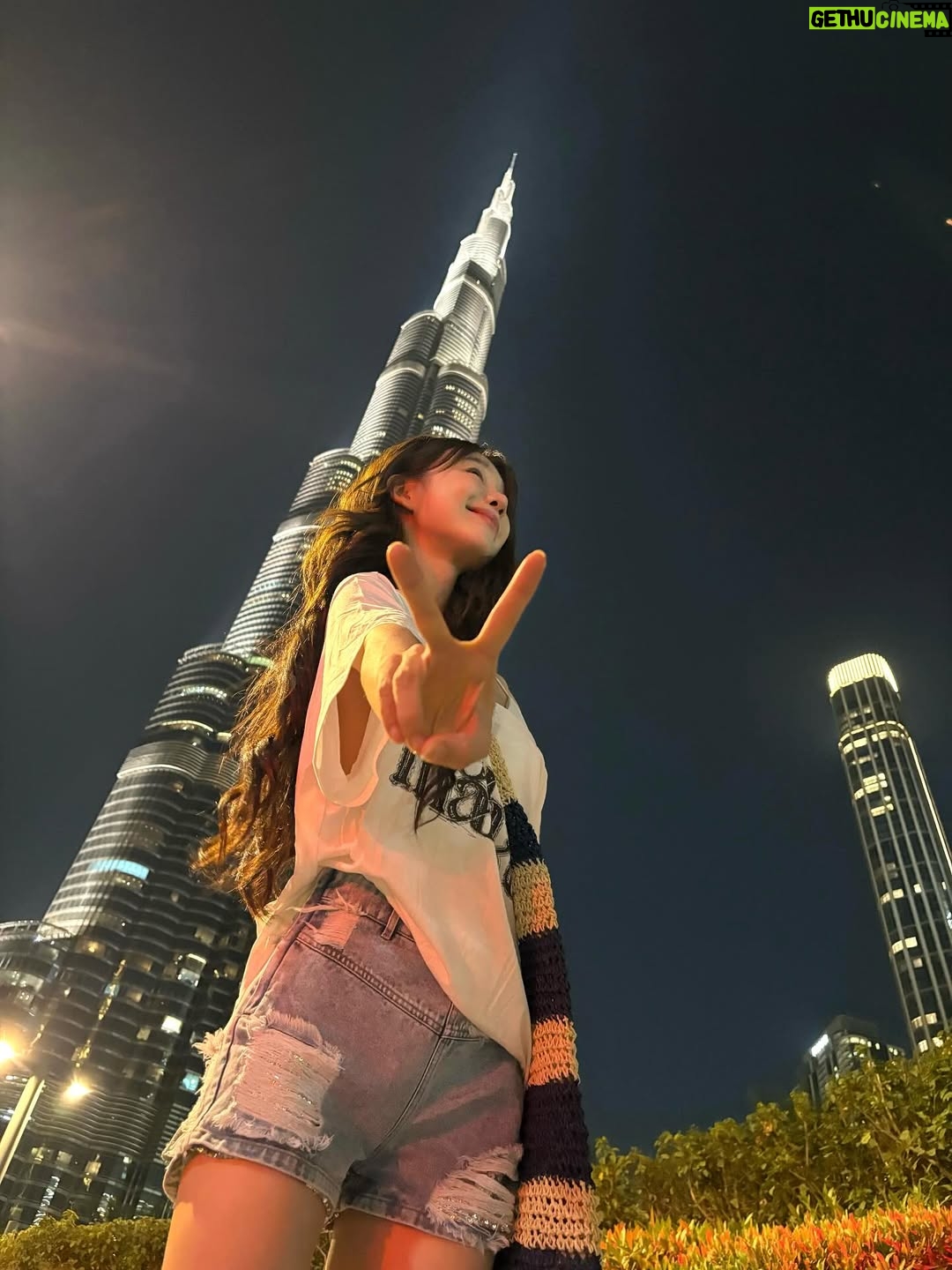 Xu Mengjie - 101.1K Likes - 🌃⁀➷☆✌🏻