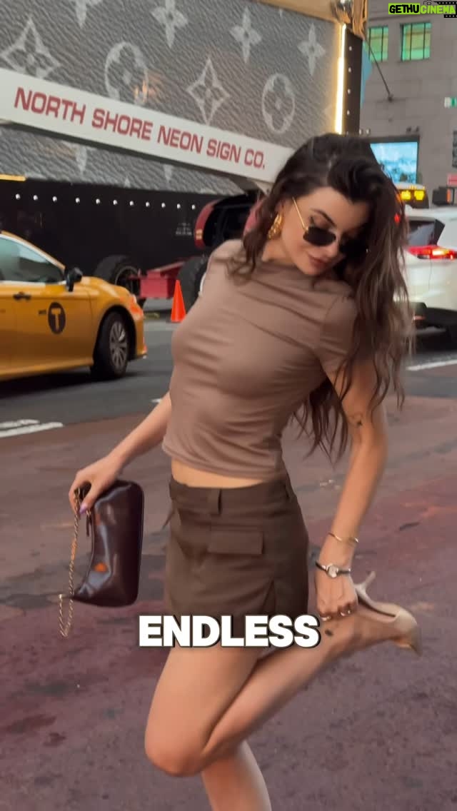 Yanina Mak - 212 Likes - My trip to NYC in 30 seconds❤️

#newyork#nyc#newyork#girl#girlsstyle#haileybieberstyle #women#girlsbestfriend #bigapple#beauty#easterneuropean