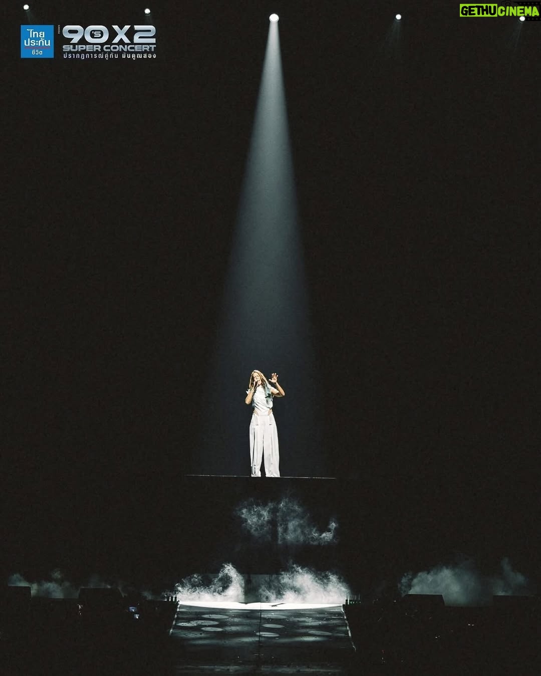 Yarinda Bunnag - 1.6K Likes - More beautiful photos #90sx2superconcert