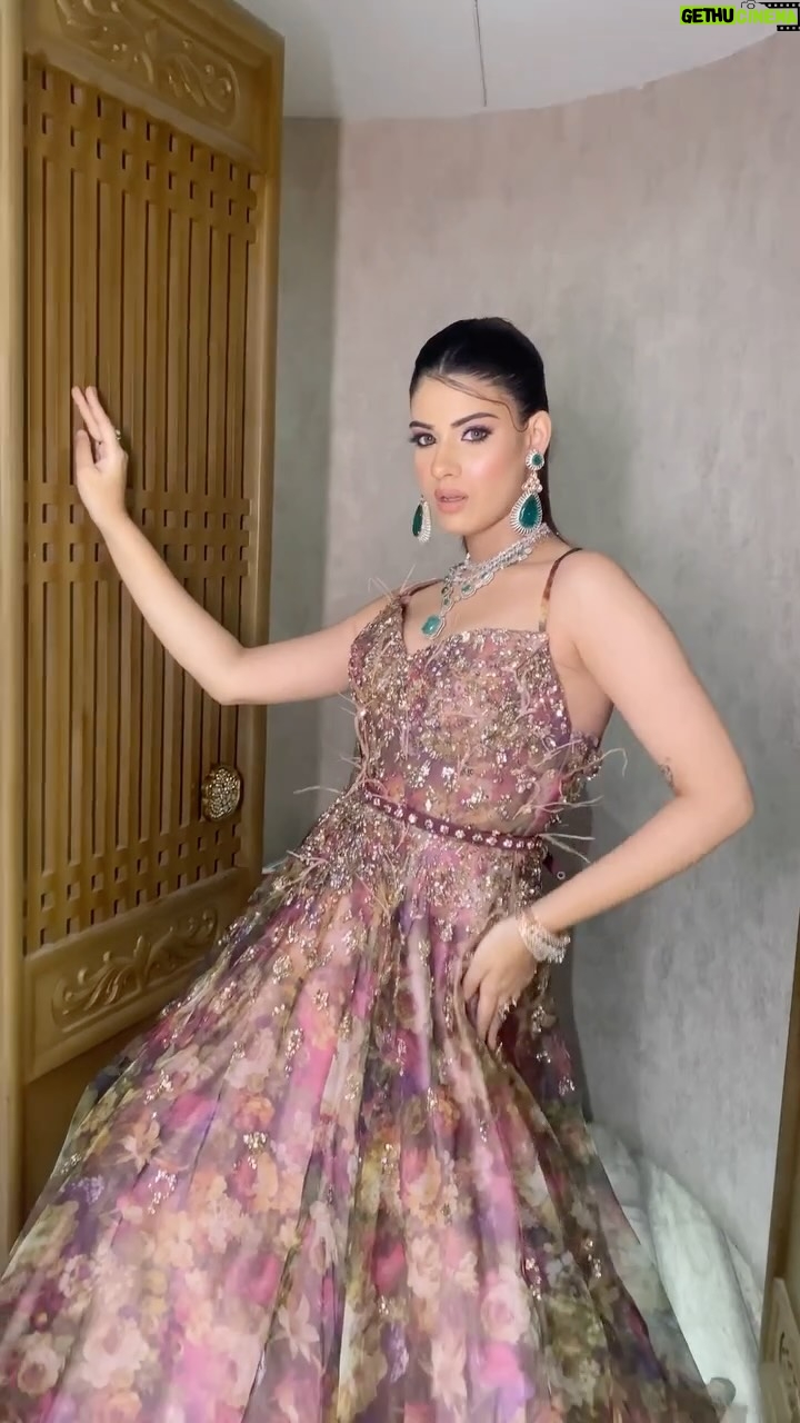 Yashika Anand - 1.2K Likes - 🩷🩷
Makeup @aarushimakeupartist
Outfit @rosecreationsludhiana

#trendingreels #explorepage #beautiful #blogger #video #reelsinstagram #viral #instagood #instafashion #instagram #cute #girl #punjabi #skincare #brand #travel #