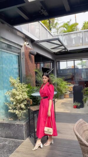 Yashika Anand Instagram - Outfit @blue_wings_clothing 🌸

.
.
.

.
.

#trendingreels #explorepage #beautiful #blogger #video #reelsinstagram #viral #instagood #instafashion #instagram #cute #girl #punjabi #skincare #brand #travel #