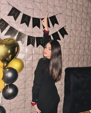 Yashika Anand Instagram - 23🖤✨

.

#trendingreels #explorepage #beautiful #blogger #video #reelsinstagram #viral #instagood #instafashion #instagram #cute #girl #punjabi  #brand #travel #couple #love #bride # 
#wedding #trend #birthday #aesthetic