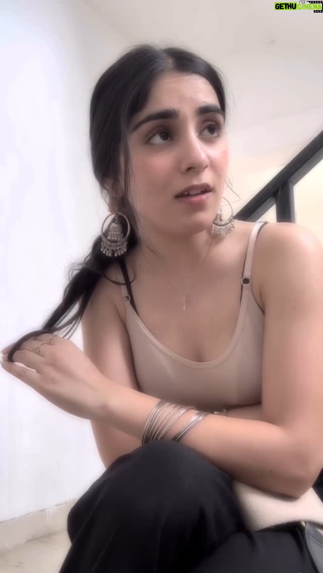 Yesha Dhiman - 5.5K Likes - Kaafi random