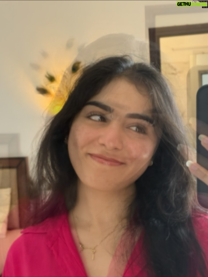 Yesha Dhiman - 6K Likes - 