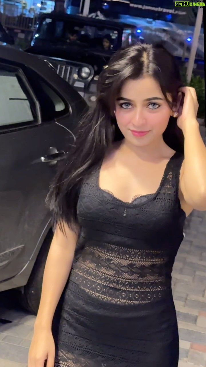 Yogita Bhatia - 8.9K Likes - 