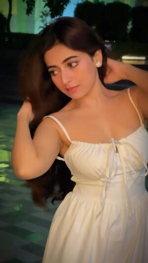 Yogita Bhatia Instagram - you’re u tho🤍
@karanaujla
dress - @newme.asia
#youreutho