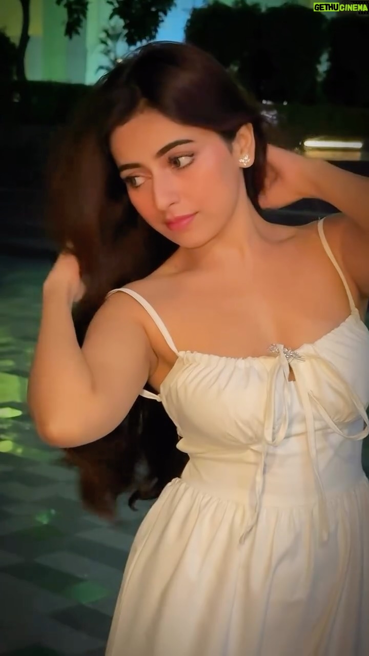 Yogita Bhatia - 2.9K Likes - you’re u tho🤍
@karanaujla

dress - @newme.asia
#youreutho