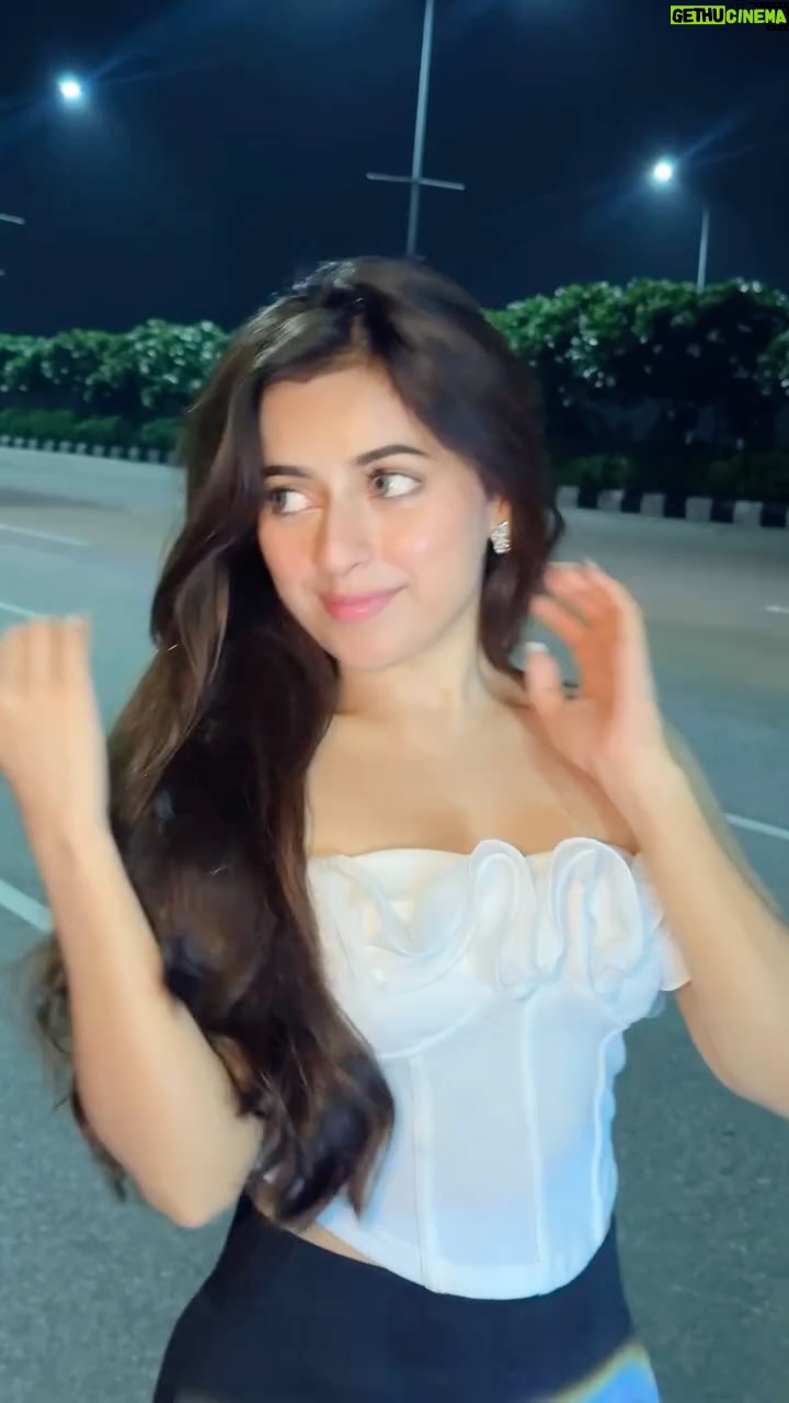 Yogita Bhatia - 3.3K Likes - 