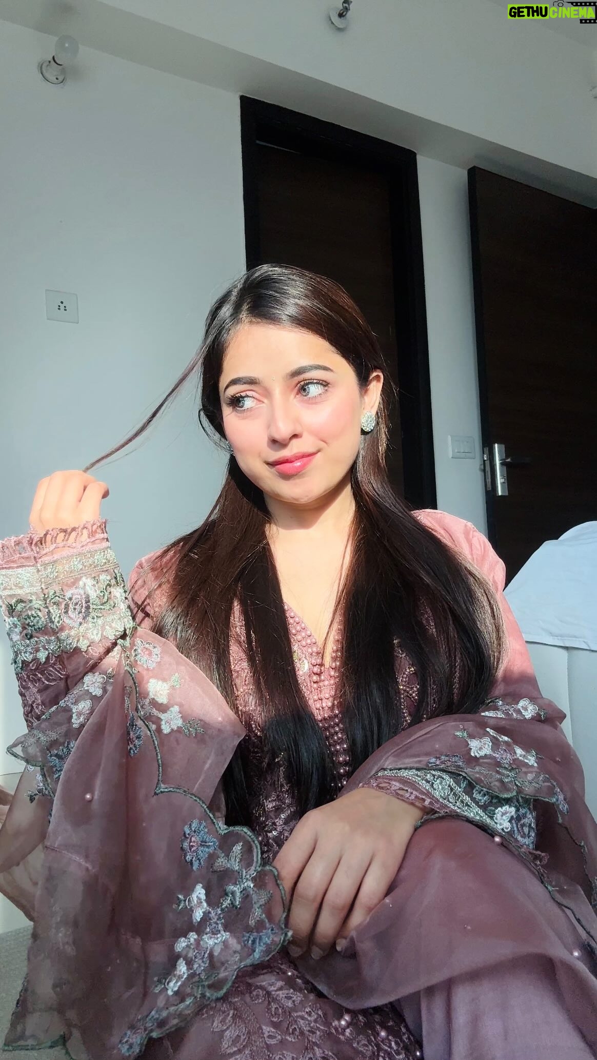 Yogita Bhatia - 4.9K Likes - 
